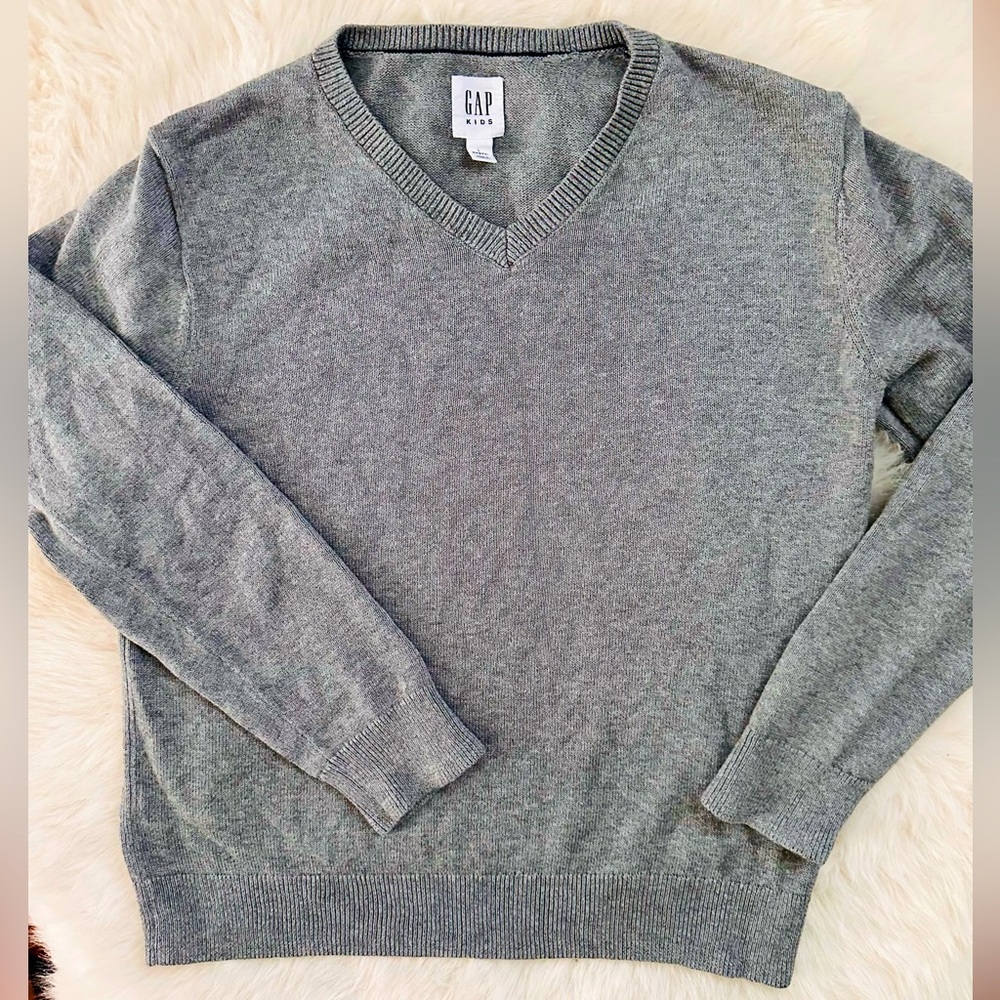 GAP KIDS V-Neck Cotton Sweater Classic Knit Gray Boys Size Large